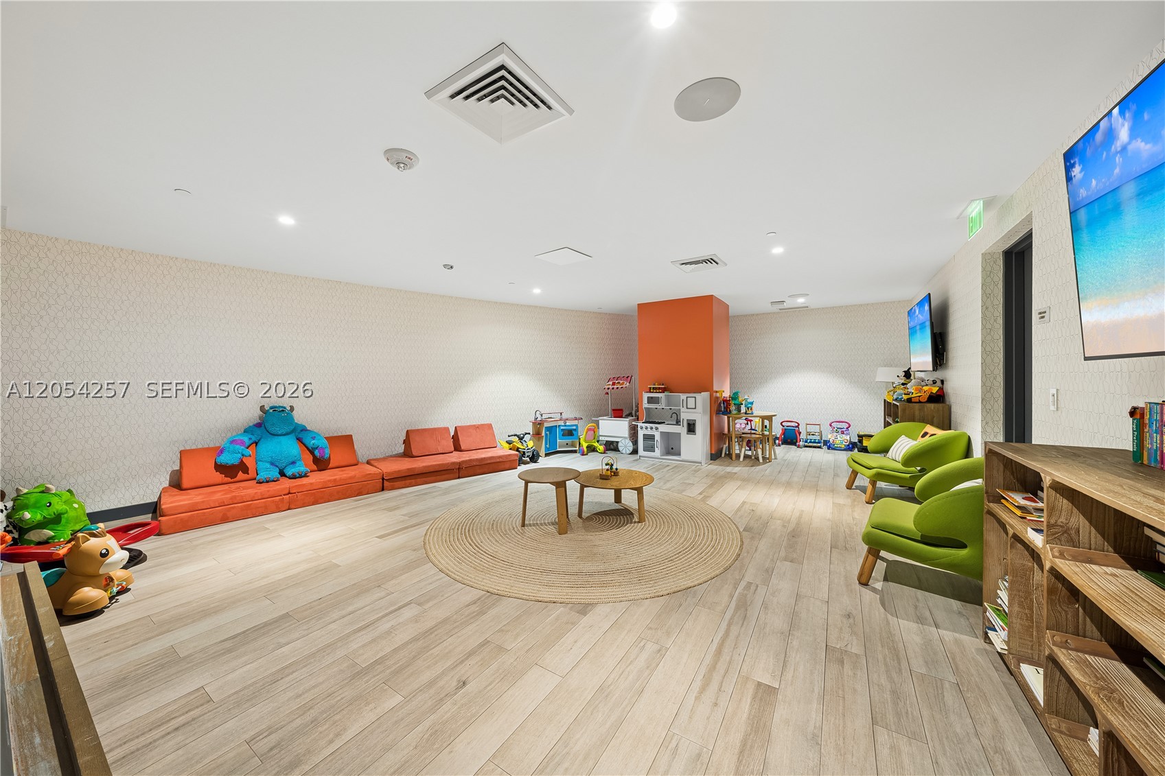 2831 S Bayshore Dr #1701, Coconut Grove FL 33133