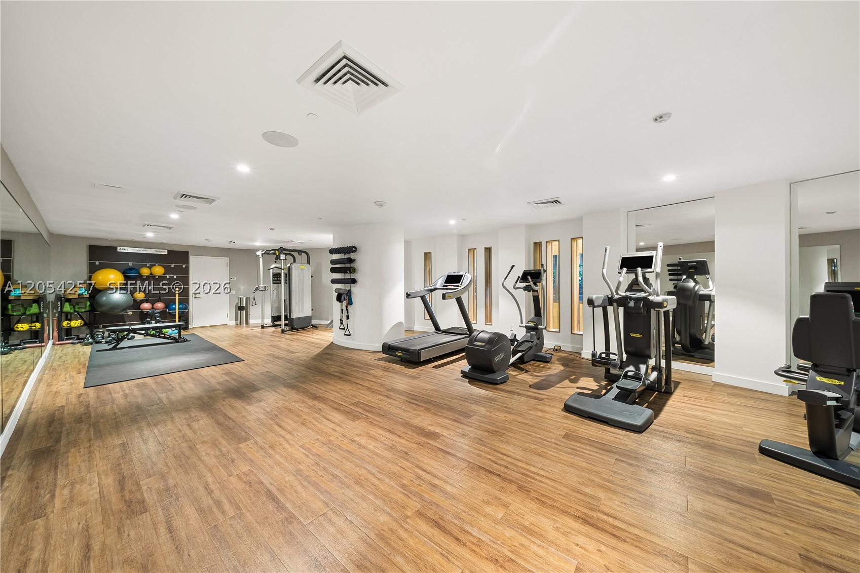 2831 S Bayshore Dr #1701, Coconut Grove FL 33133