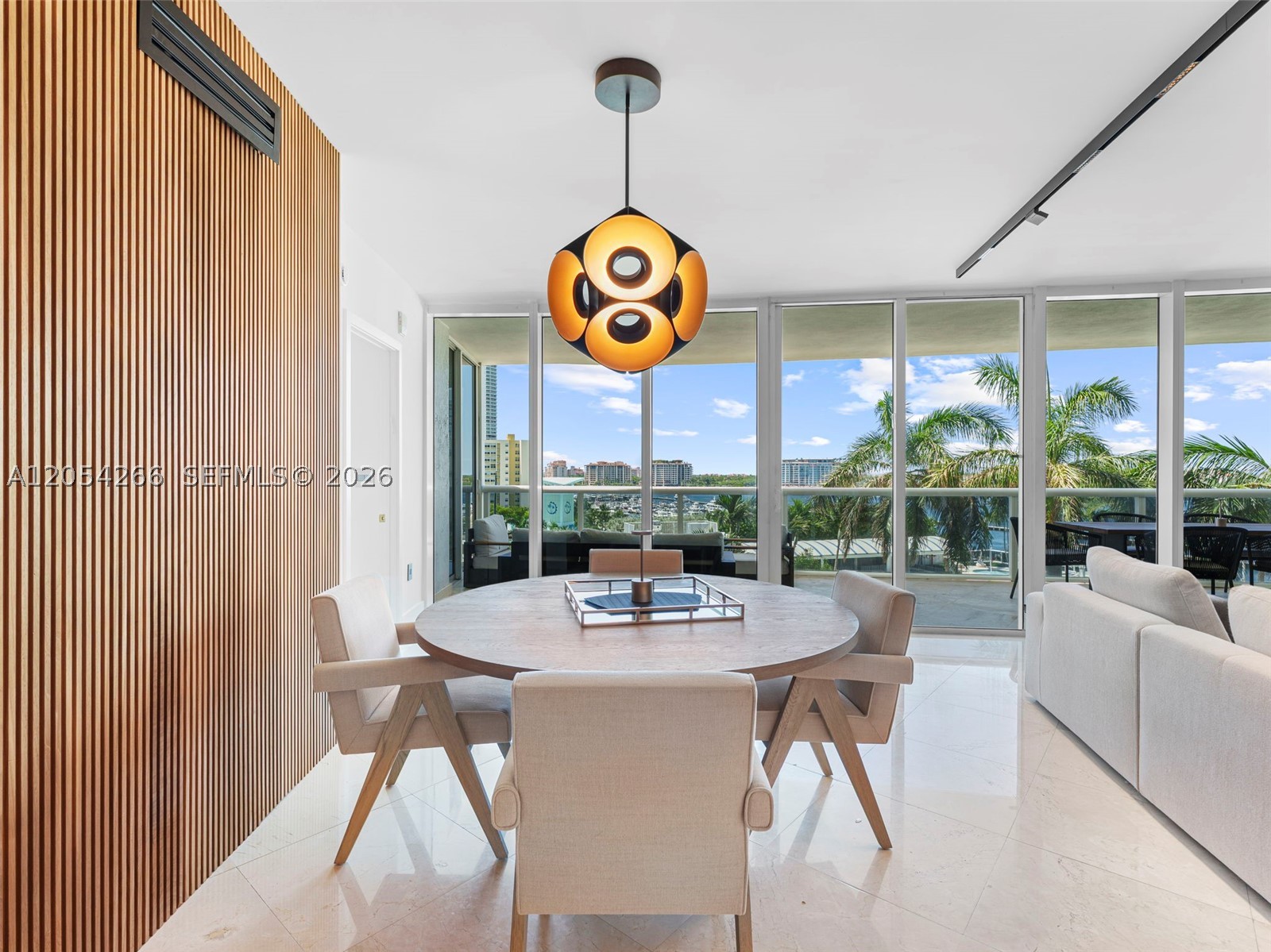 400 Alton Rd #808, Miami Beach FL 33139