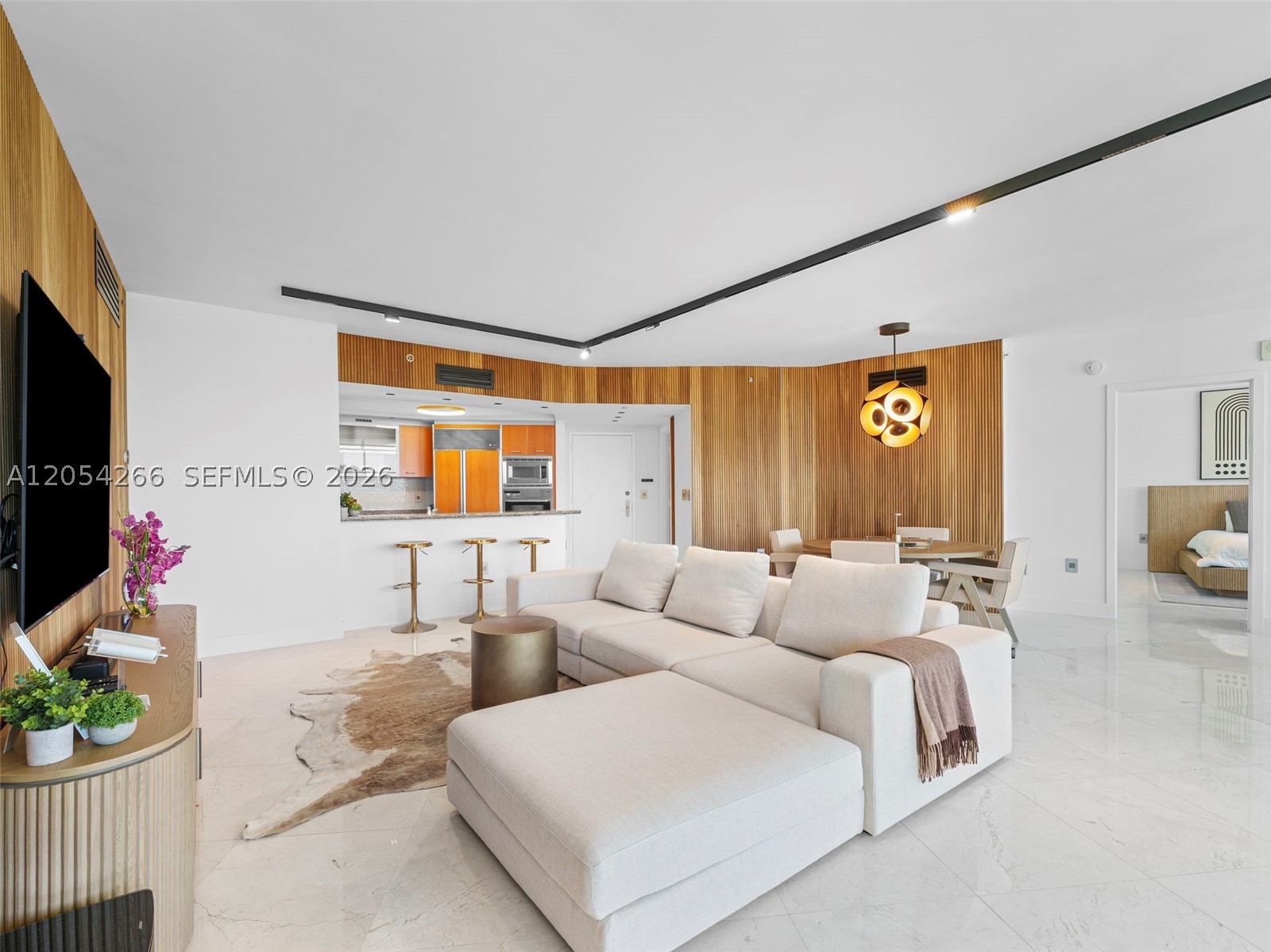 400 Alton Rd #808, Miami Beach FL 33139