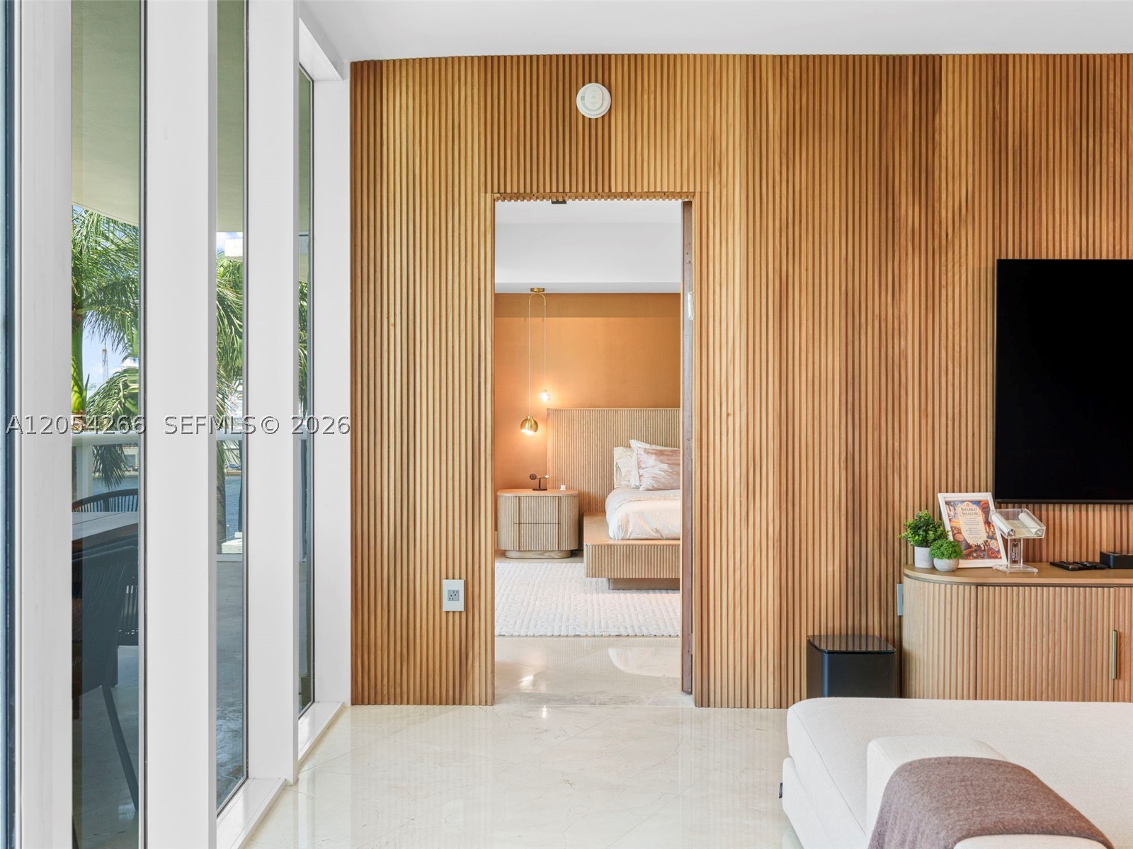 400 Alton Rd #808, Miami Beach FL 33139