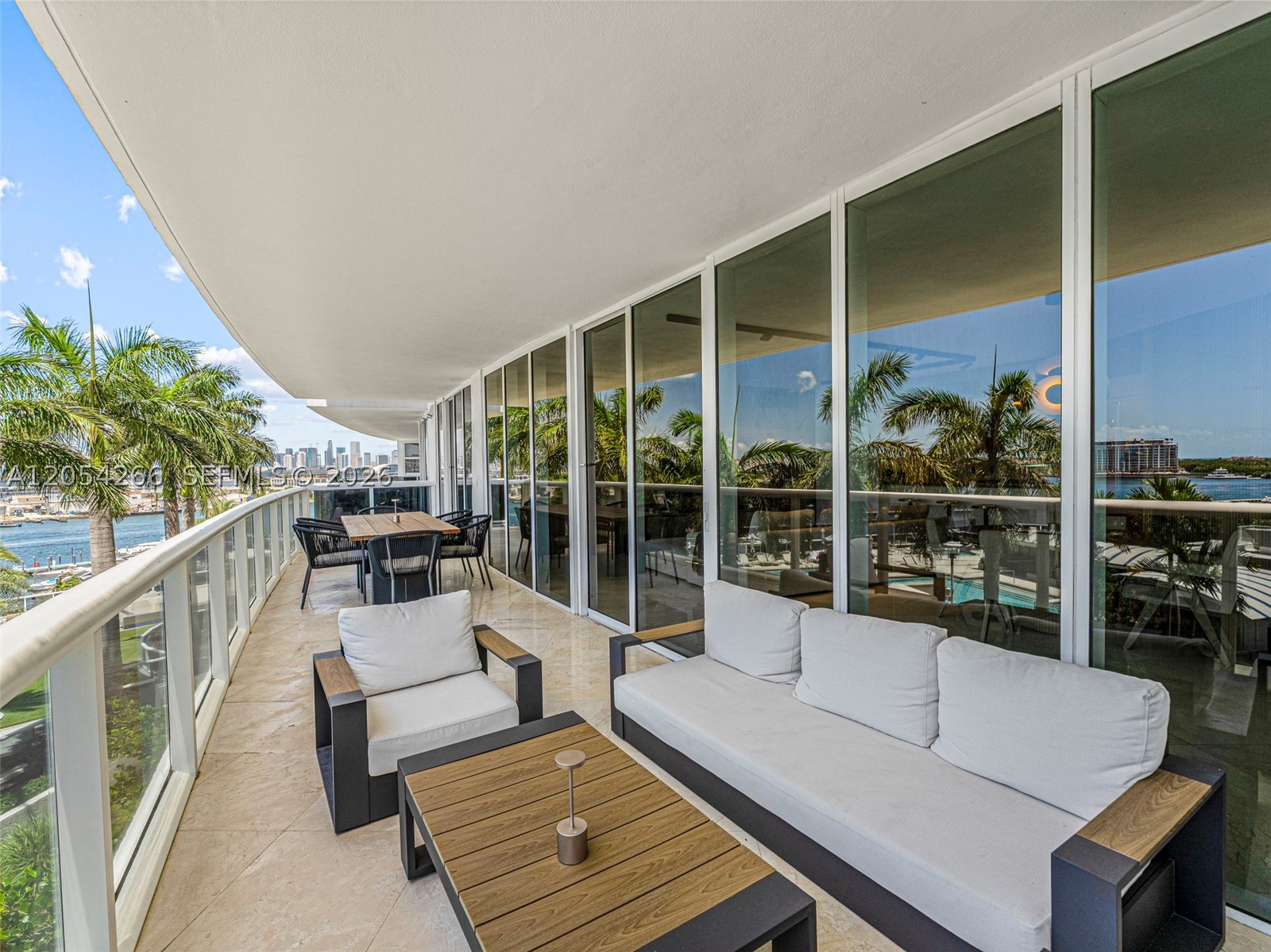 400 Alton Rd #808, Miami Beach FL 33139