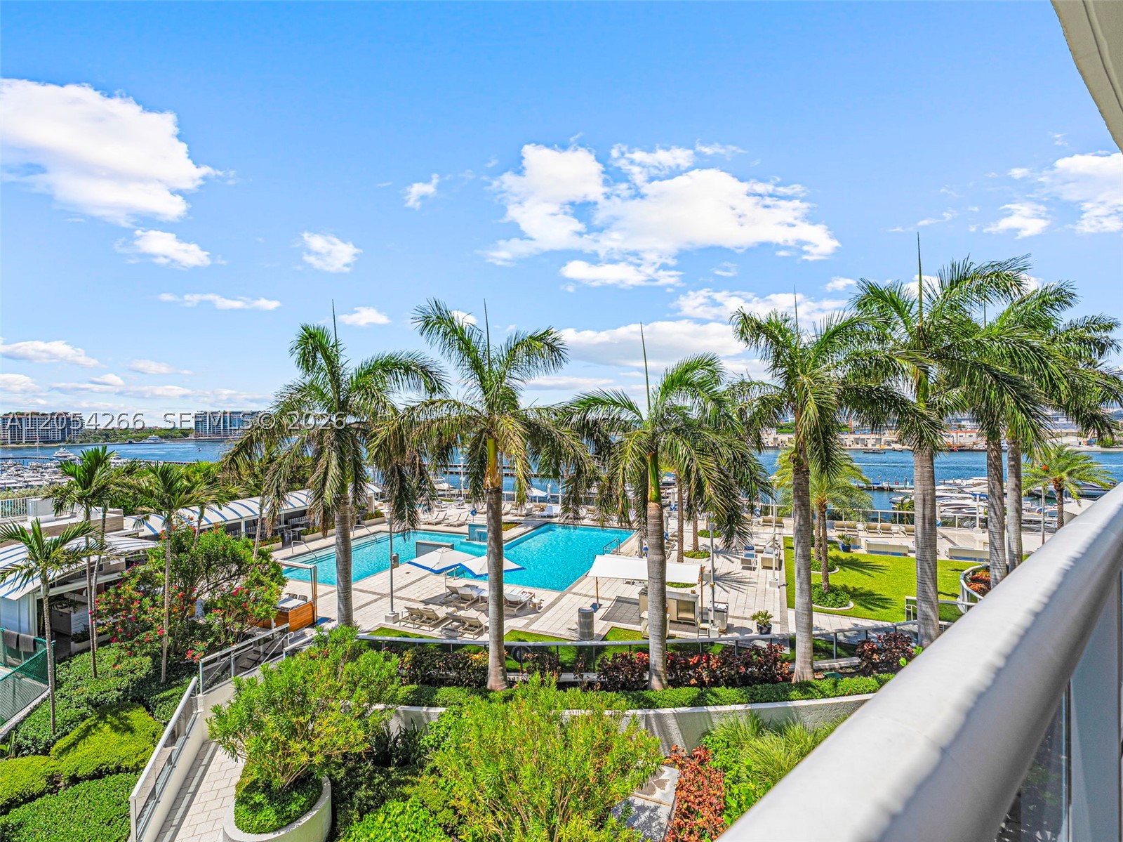 400 Alton Rd #808, Miami Beach FL 33139