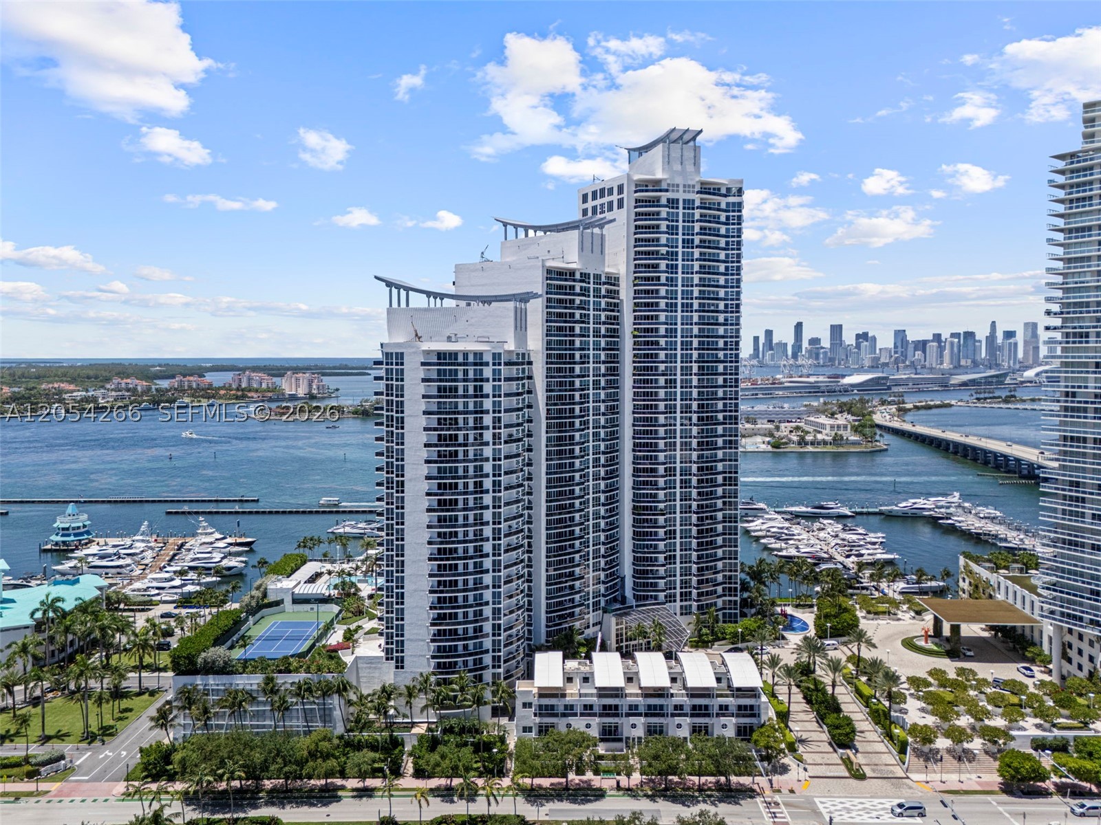 400 Alton Rd #808, Miami Beach FL 33139
