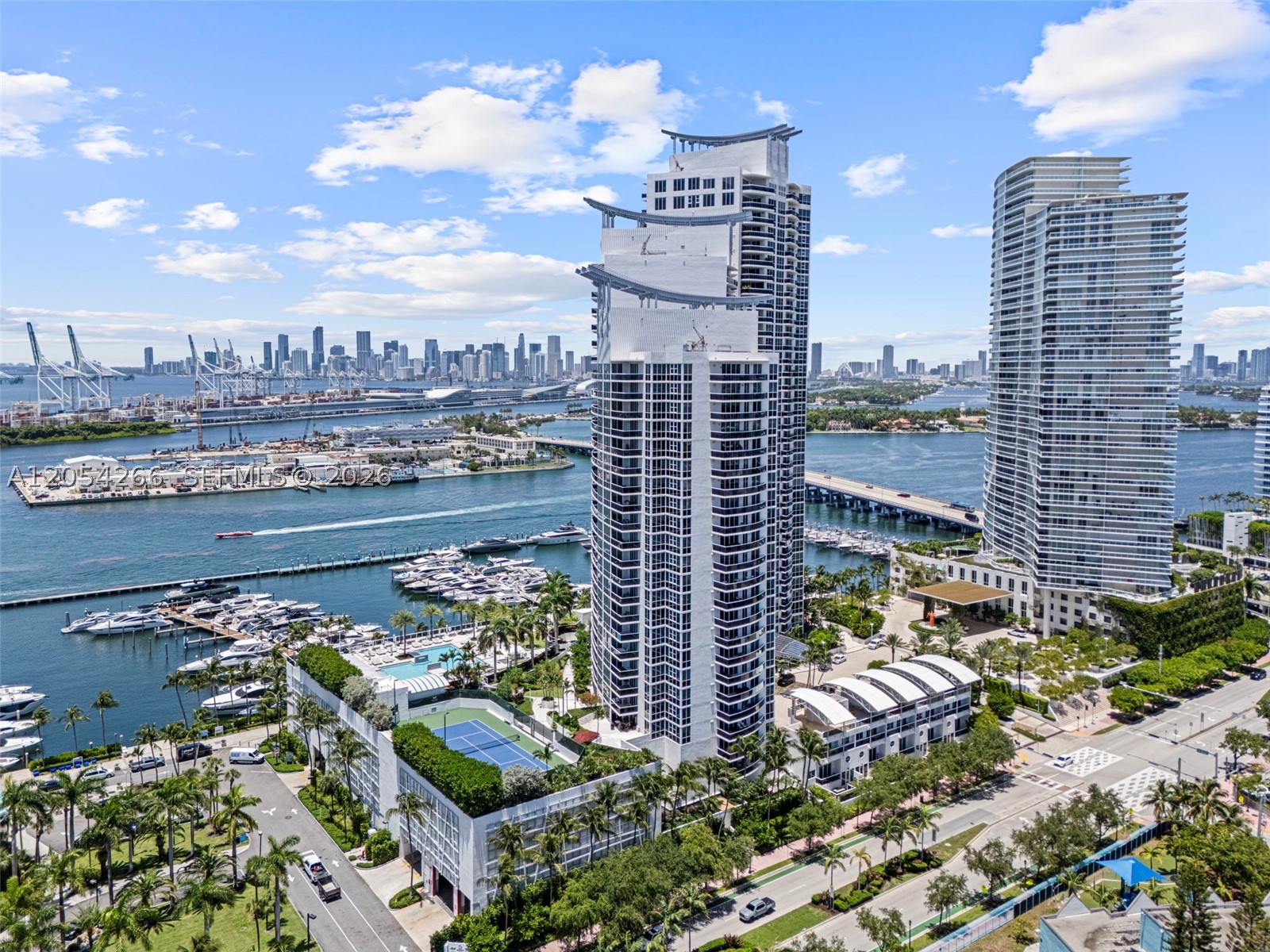 400 Alton Rd #808, Miami Beach FL 33139
