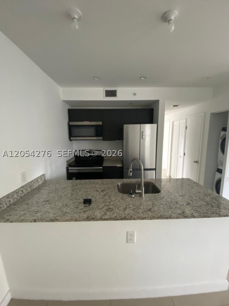 423 E 27th St #201, Hialeah FL 33013