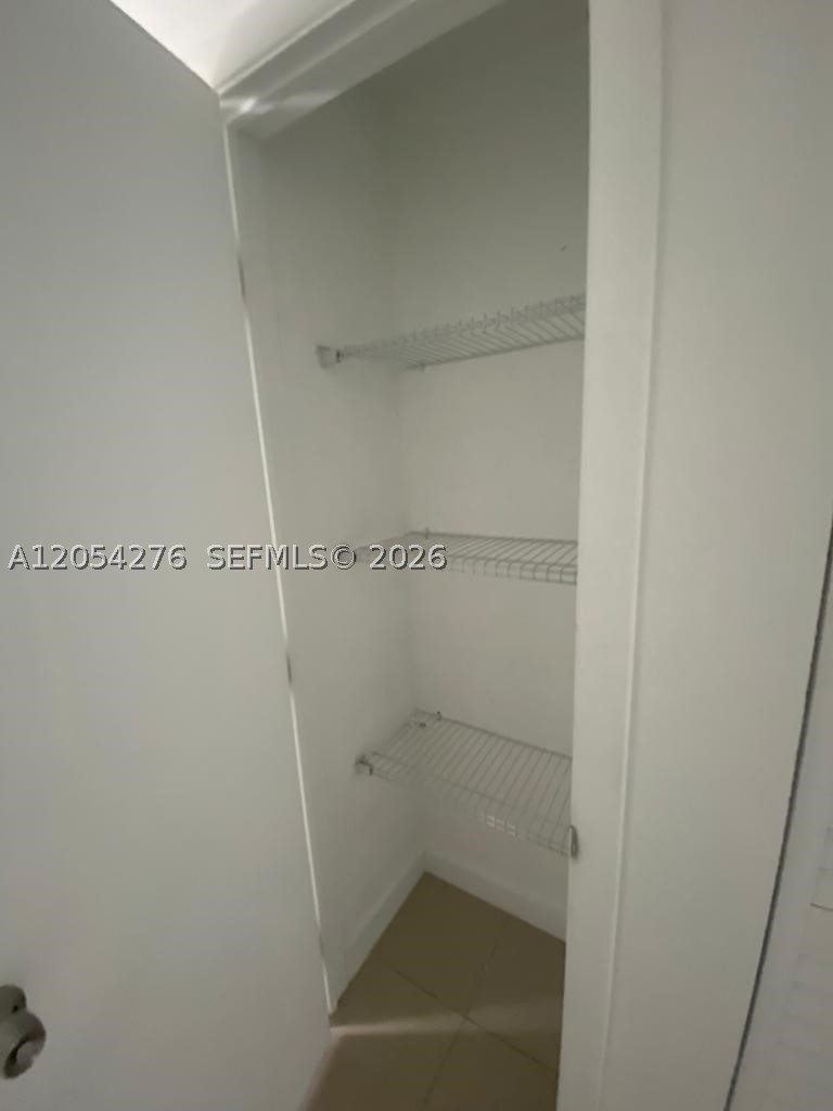 423 E 27th St #201, Hialeah FL 33013