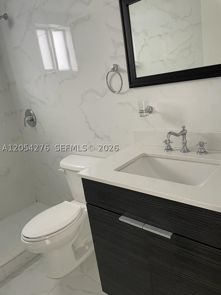 423 E 27th St #201, Hialeah FL 33013