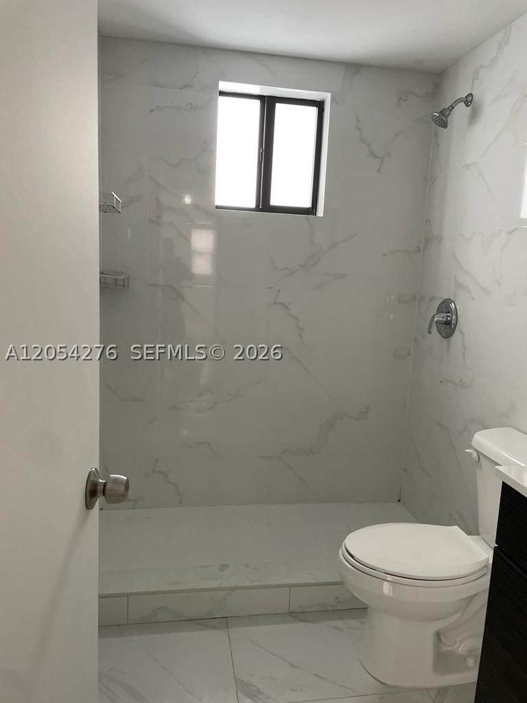 423 E 27th St #201, Hialeah FL 33013