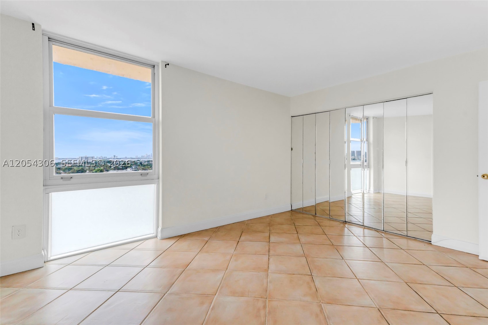 2350 NE 135th St #1510, North Miami FL 33181