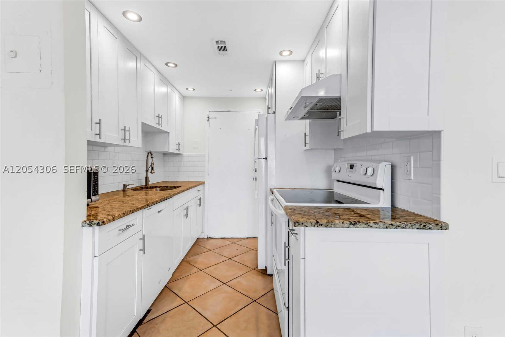 2350 NE 135th St #1510, North Miami FL 33181