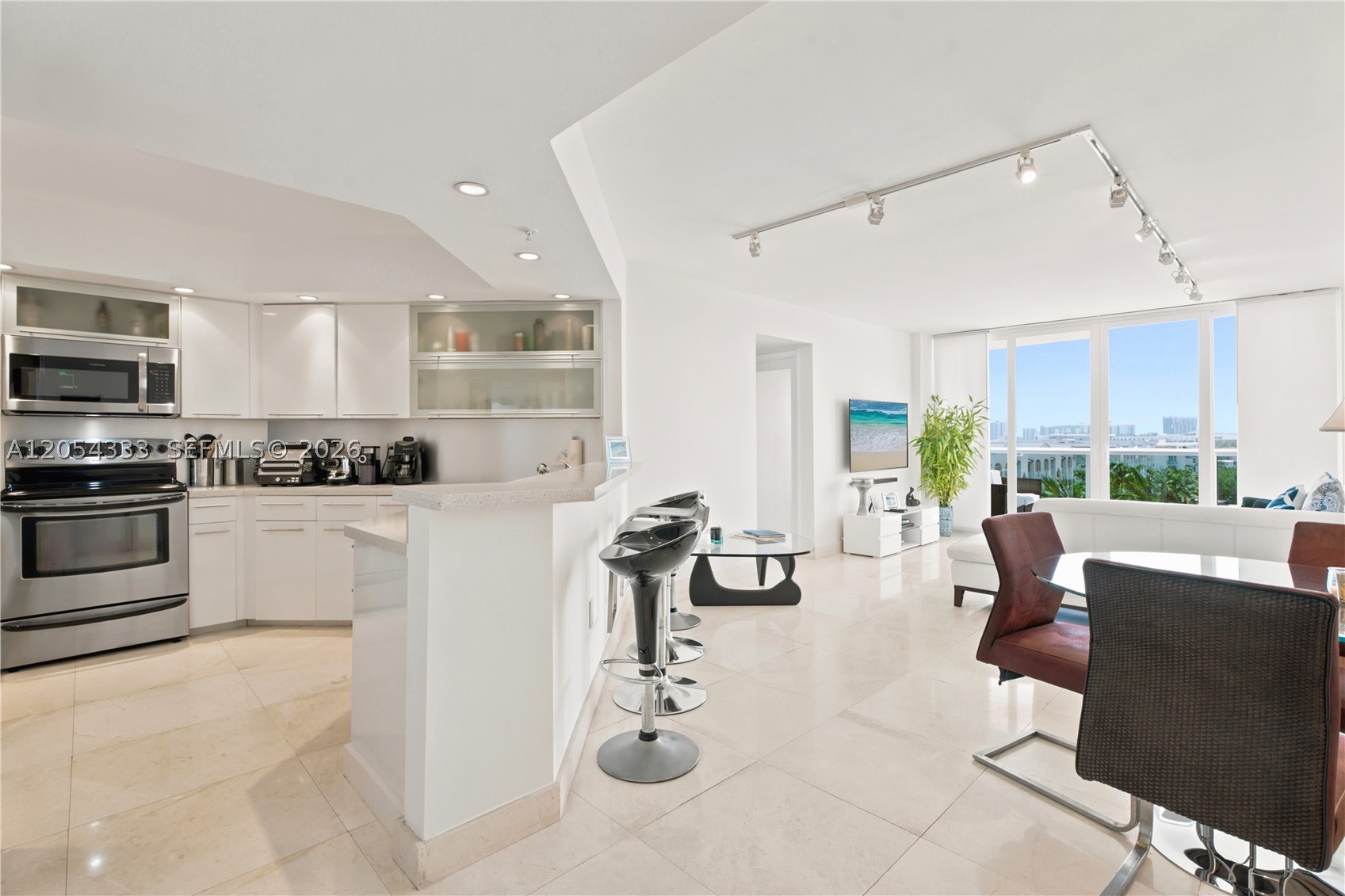 1900 Sunset Harbour Dr #803, Miami Beach FL 33139