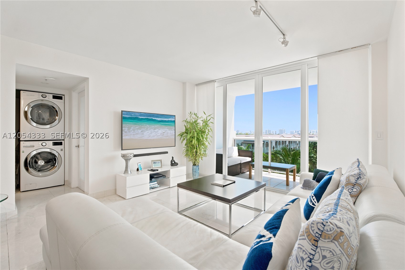 1900 Sunset Harbour Dr #803, Miami Beach FL 33139