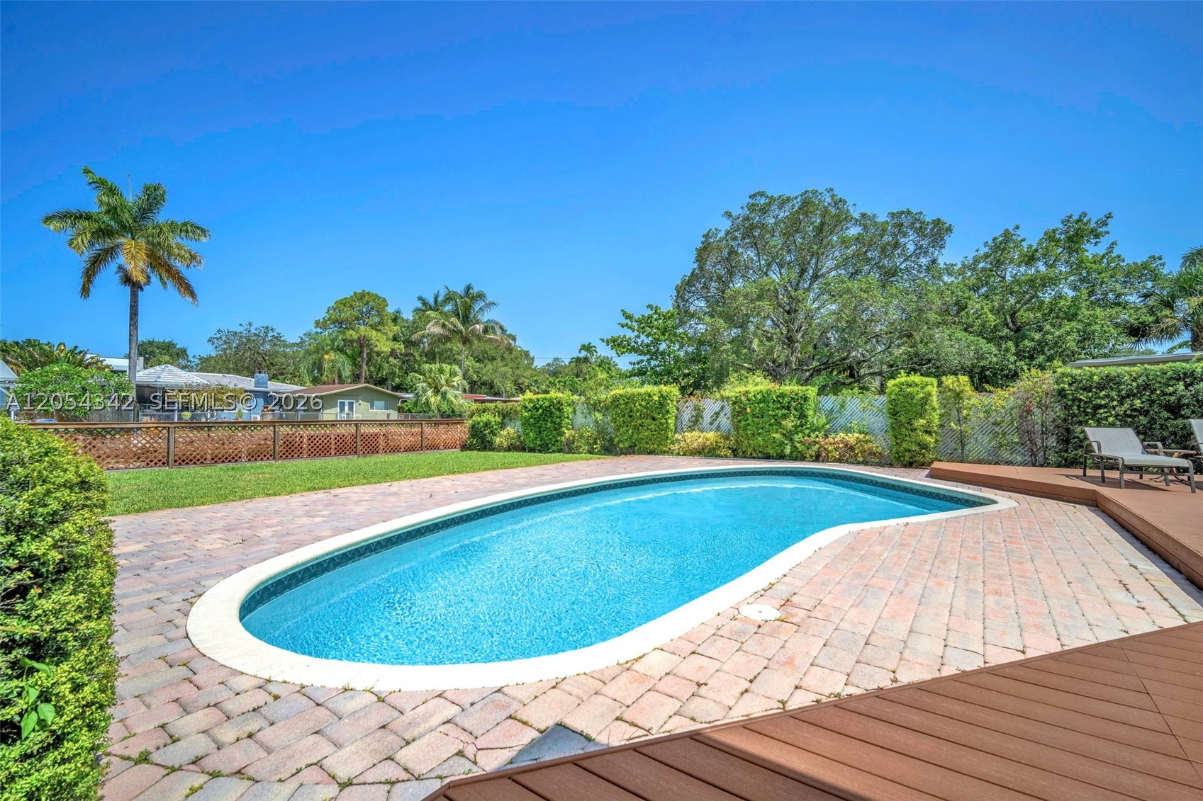 800 SW 8th Ter, Fort Lauderdale FL 33315