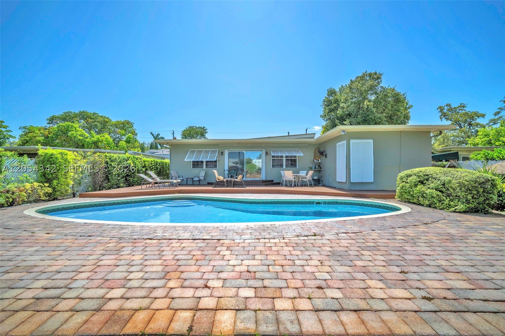 800 SW 8th Ter, Fort Lauderdale FL 33315