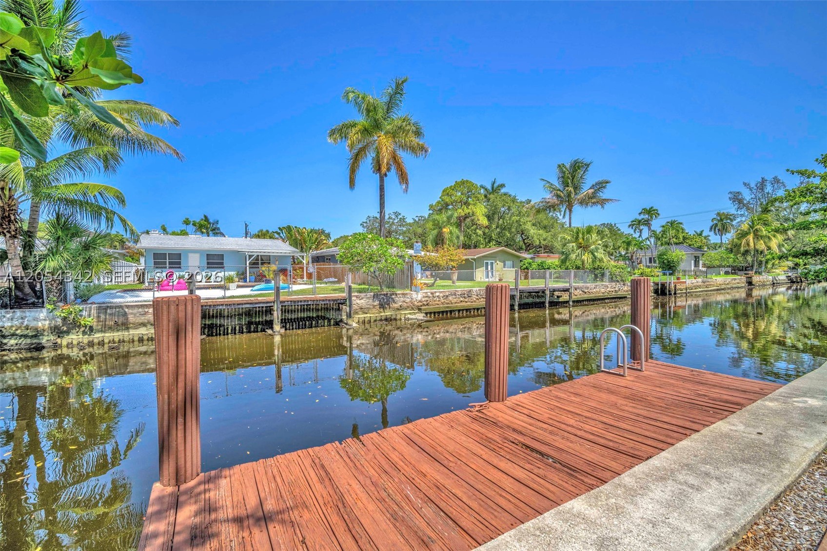 800 SW 8th Ter, Fort Lauderdale FL 33315