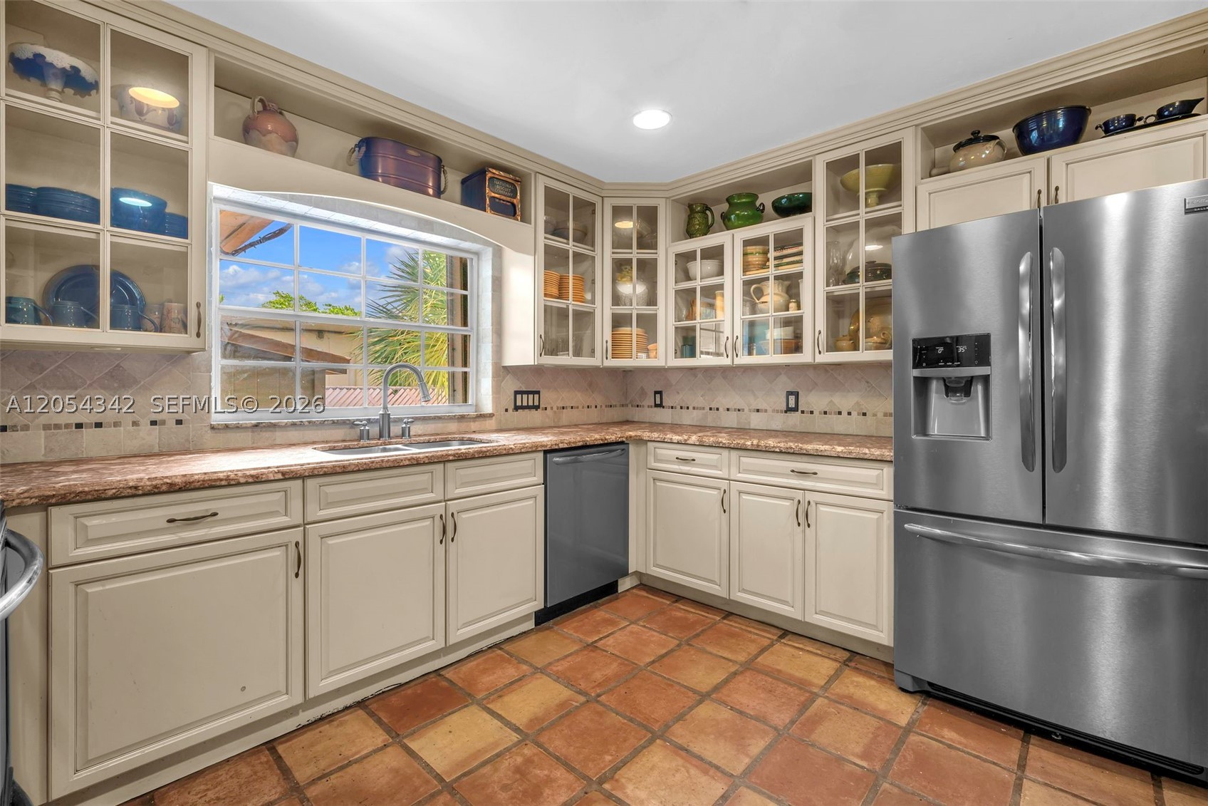 800 SW 8th Ter, Fort Lauderdale FL 33315