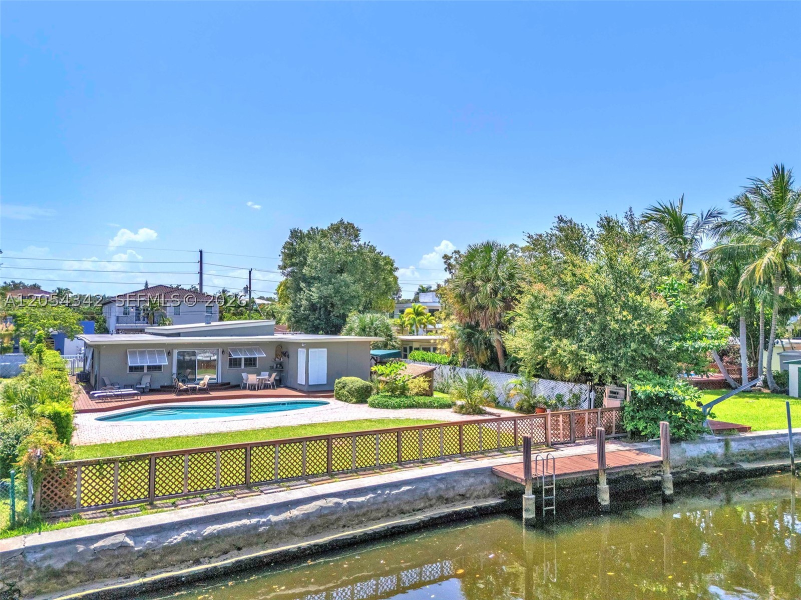 800 SW 8th Ter, Fort Lauderdale FL 33315