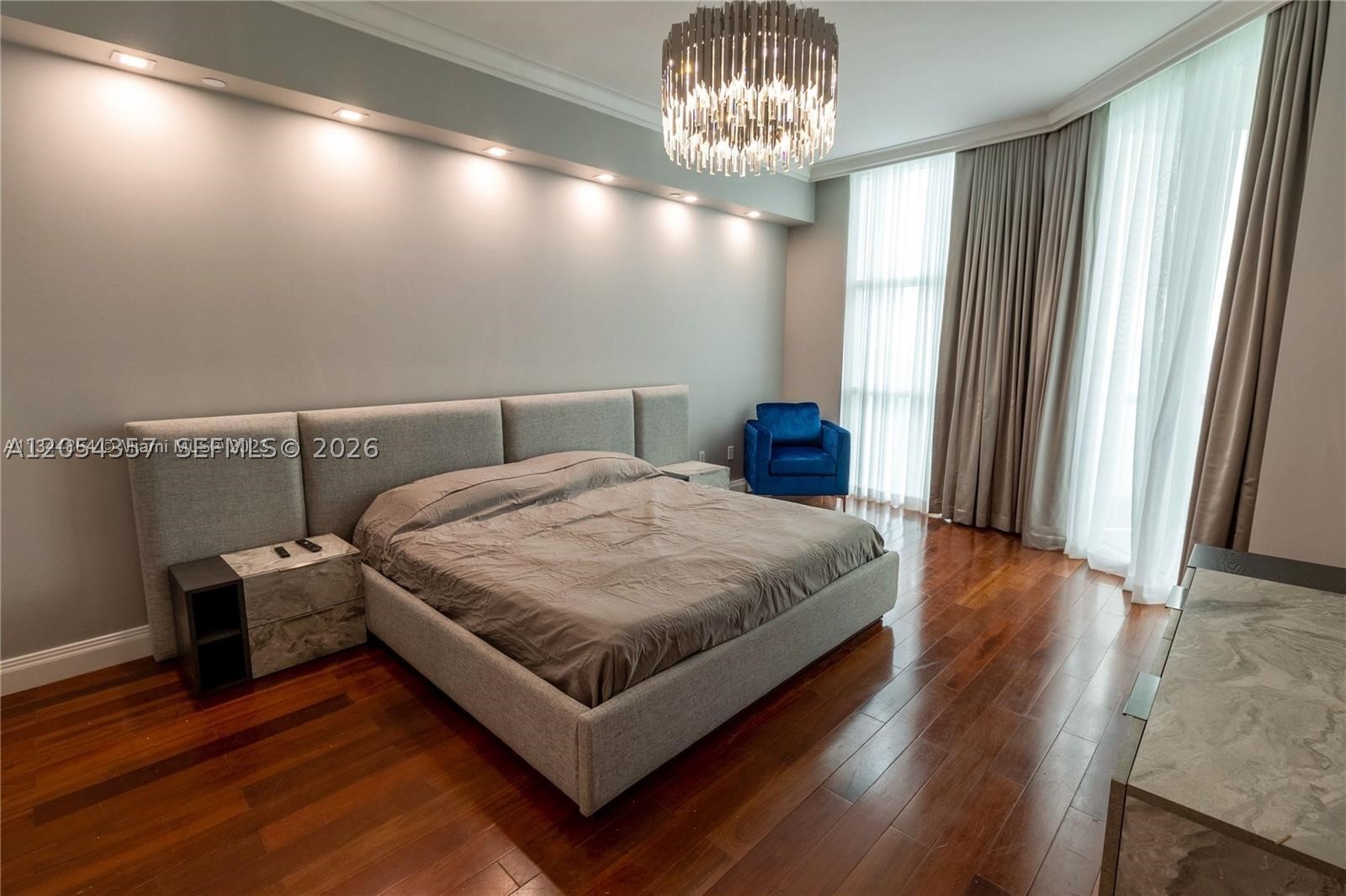 16051 Collins Ave #2402, Sunny Isles Beach FL 33160