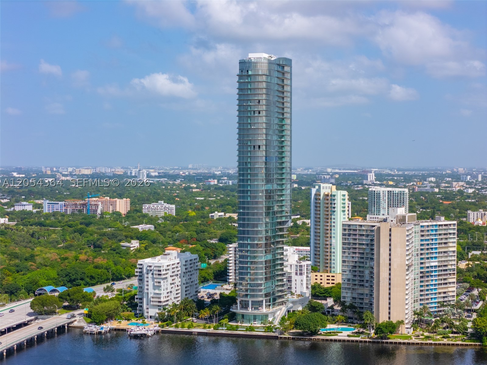 175 SE 25th Rd #PH-4001, Miami FL 33129