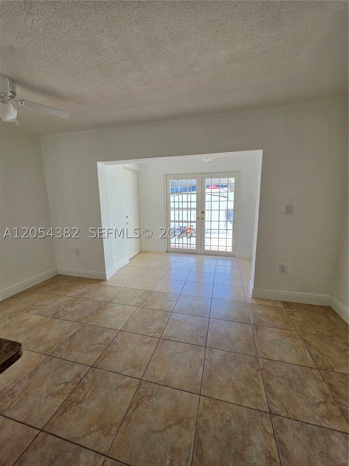 10972 SW 4th St #J2, Sweetwater FL 33174