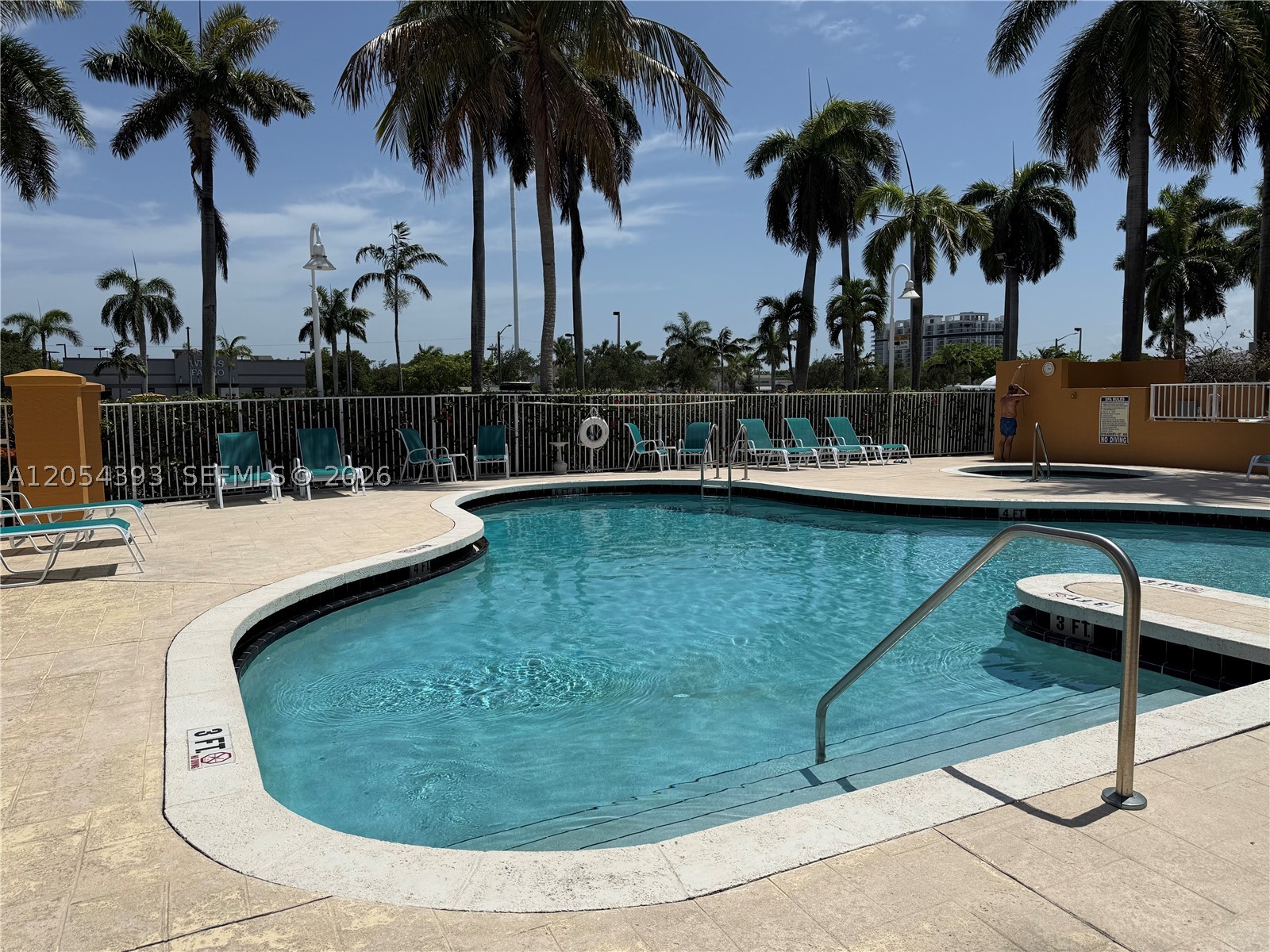 1341 SE 3rd Ave #404, Dania Beach FL 33004