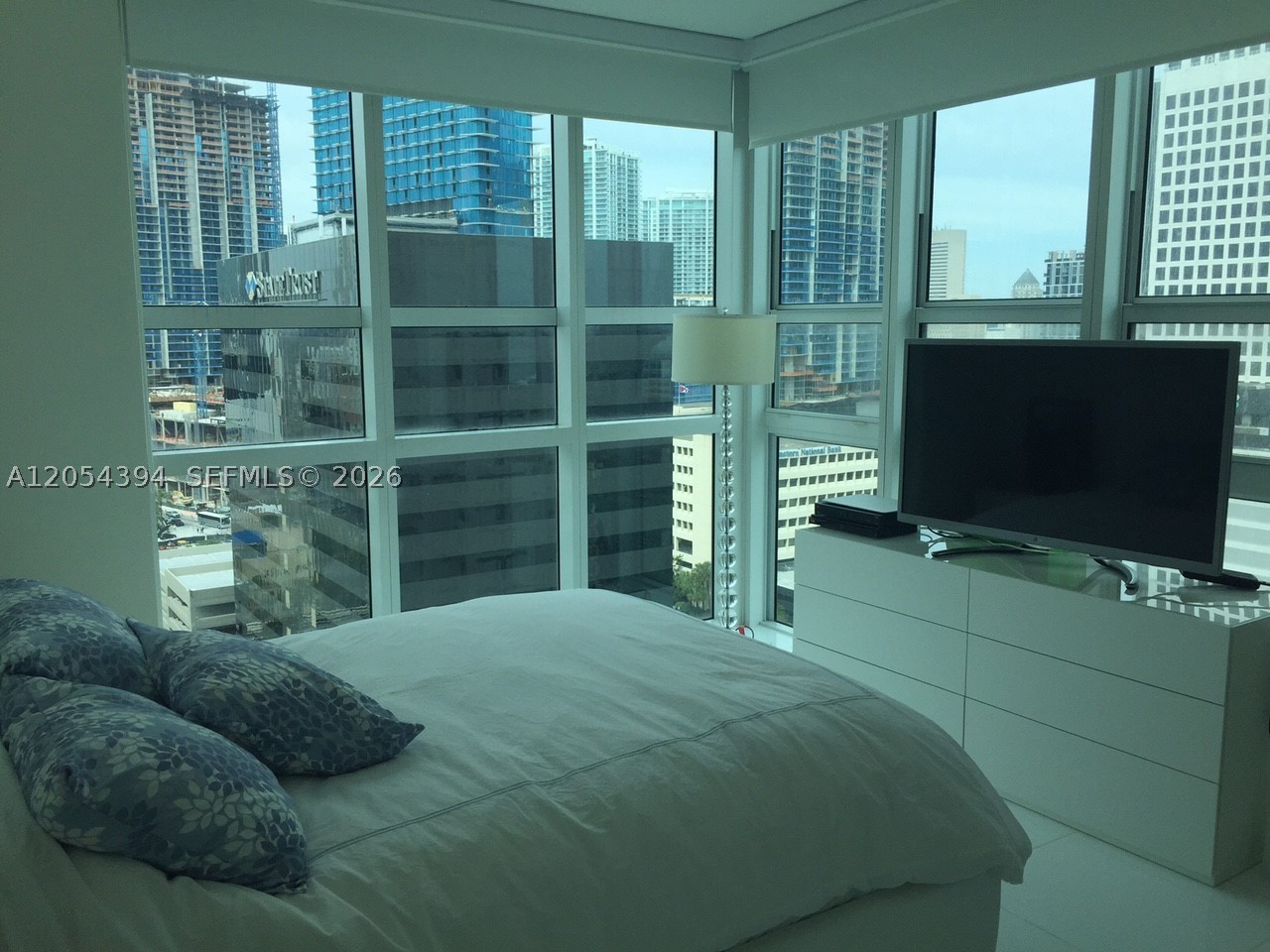 950 BRICKELL BAY DRIVE #1900, Miami FL 33131