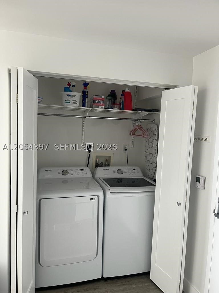 90 SW 3rd St #3004, Miami FL 33130
