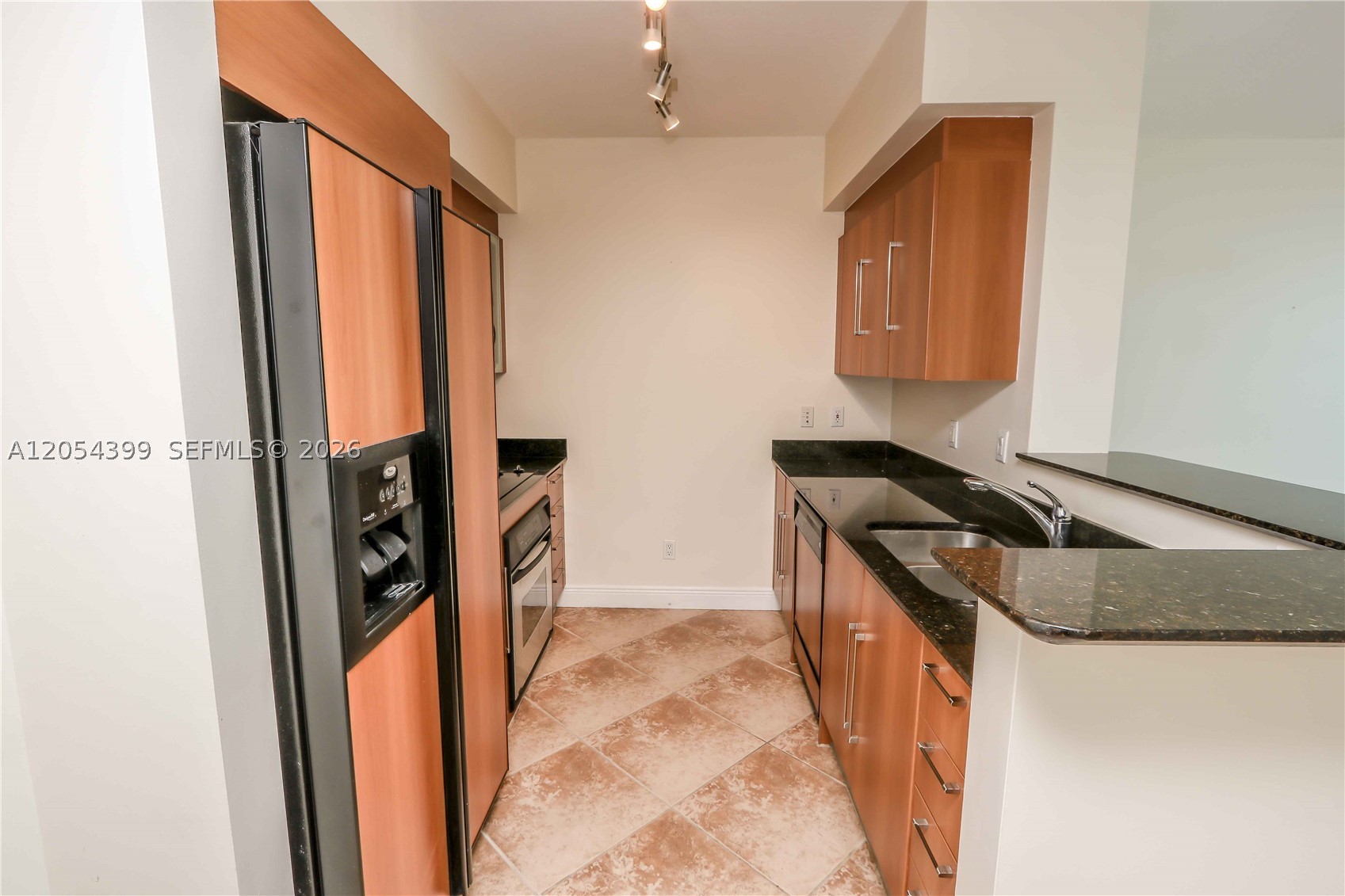 335 S Biscayne Blvd #3510, Miami FL 33131