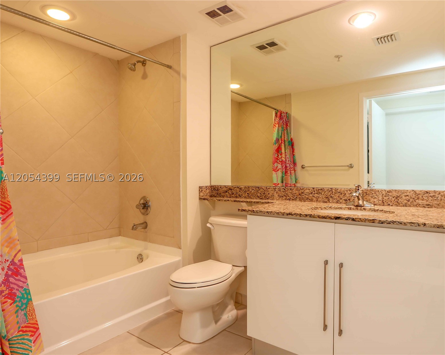 335 S Biscayne Blvd #3510, Miami FL 33131