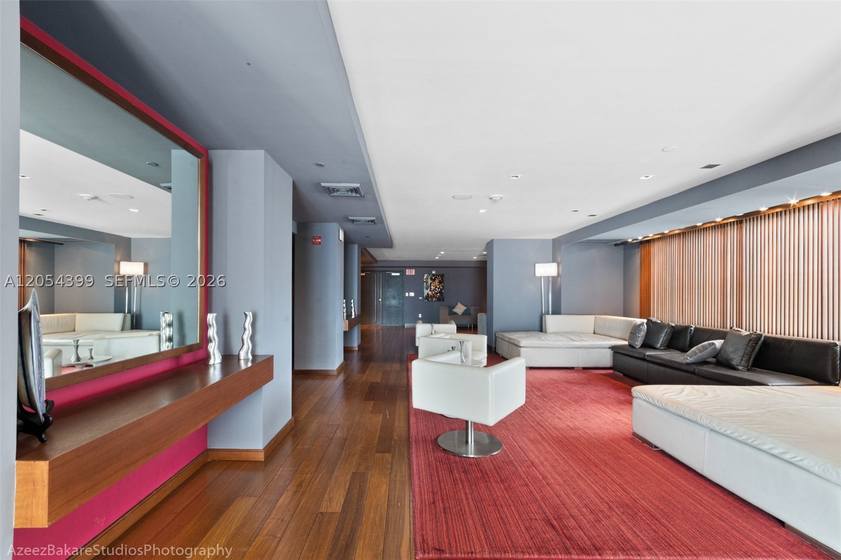 335 S Biscayne Blvd #3510, Miami FL 33131