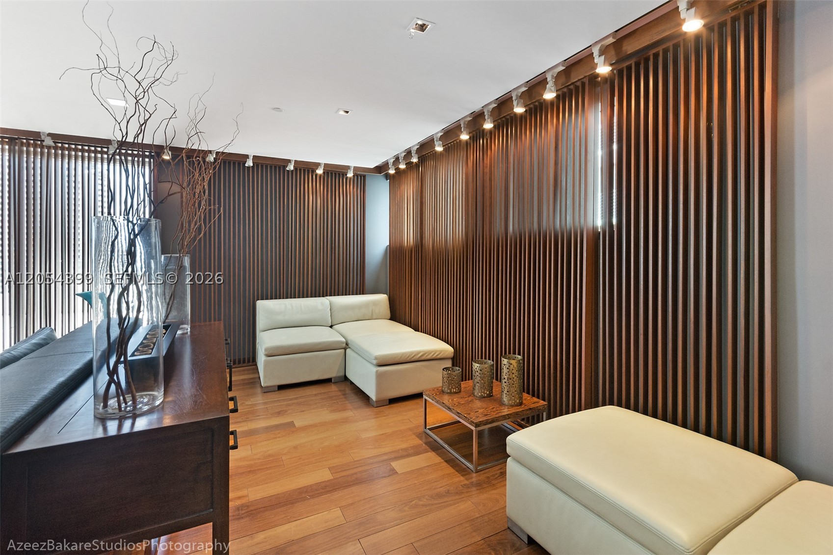 335 S Biscayne Blvd #3510, Miami FL 33131
