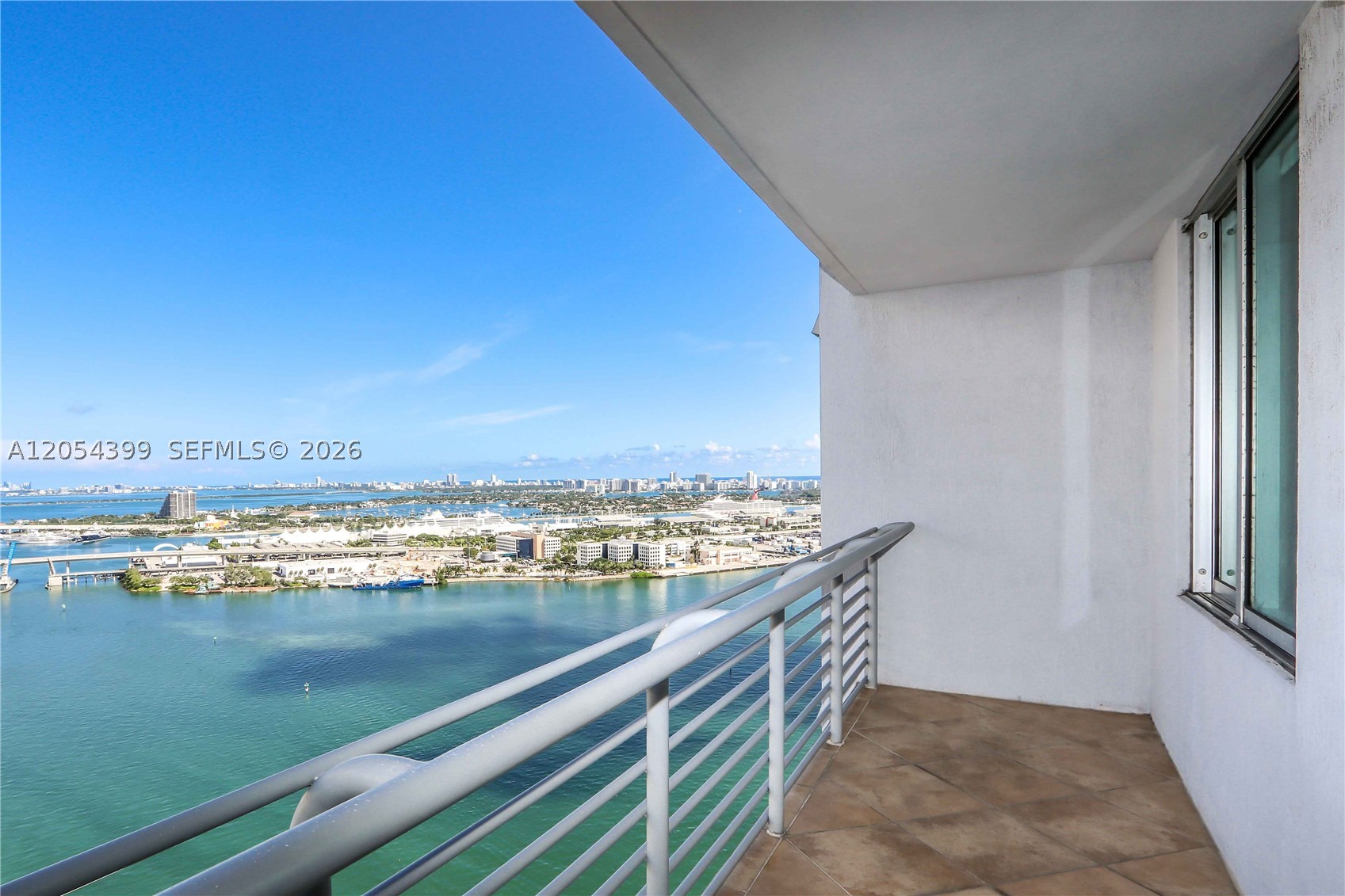 335 S Biscayne Blvd #3510, Miami FL 33131