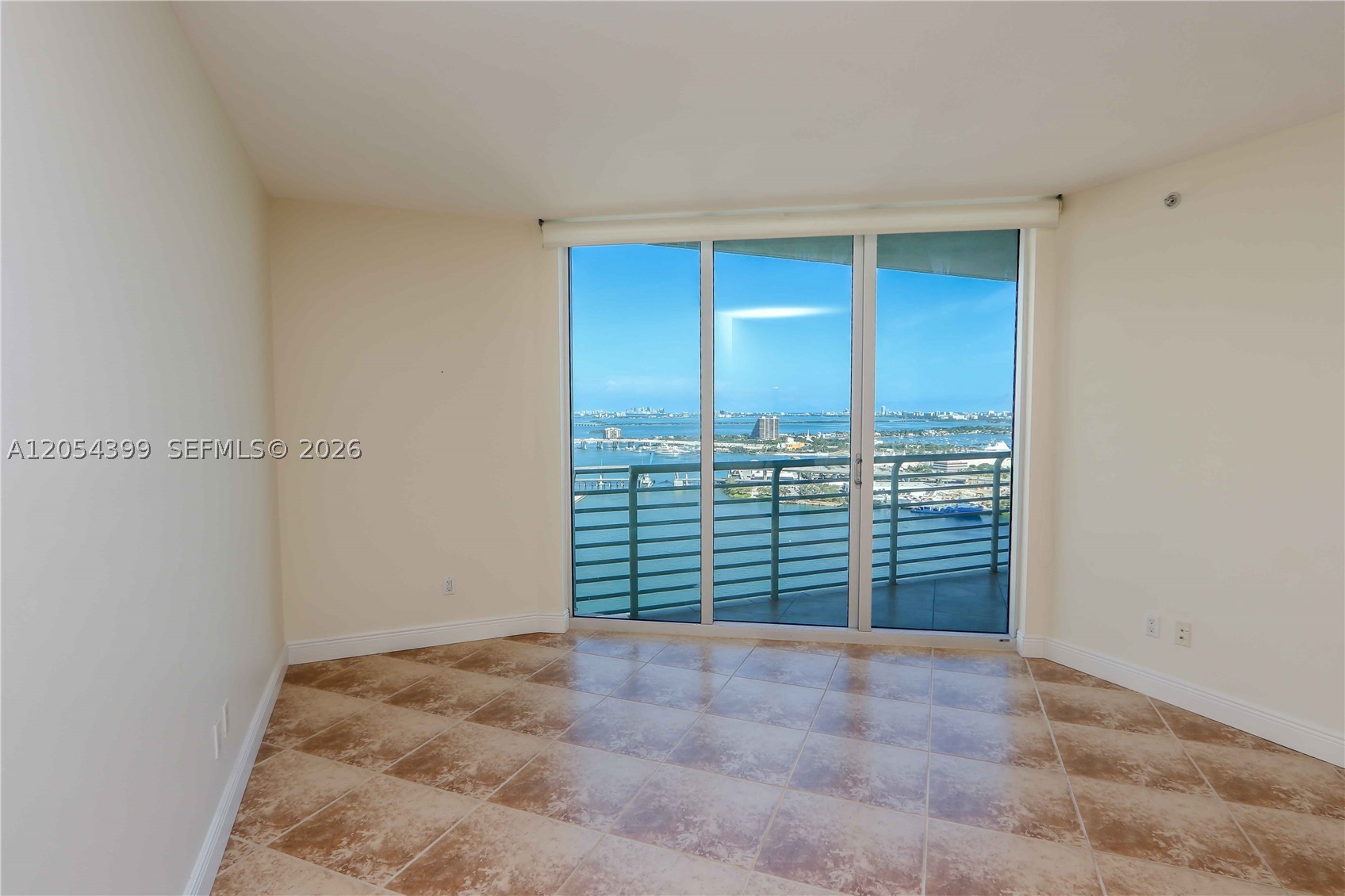 335 S Biscayne Blvd #3510, Miami FL 33131