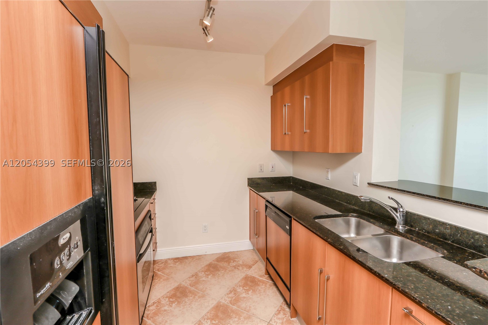 335 S Biscayne Blvd #3510, Miami FL 33131