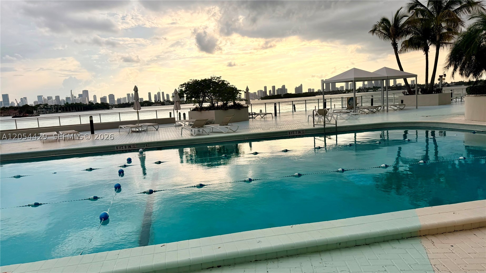 1200 WEST AV #1423, Miami Beach FL 33139