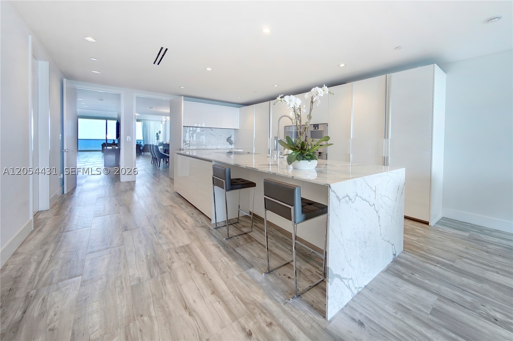 10203 Collins Ave #1502, Bal Harbour FL 33154