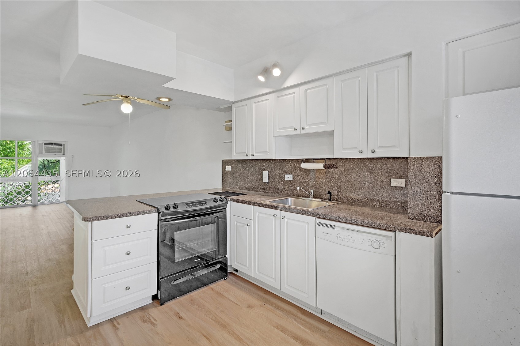 6580 E Santona St #A37, Coral Gables FL 33146