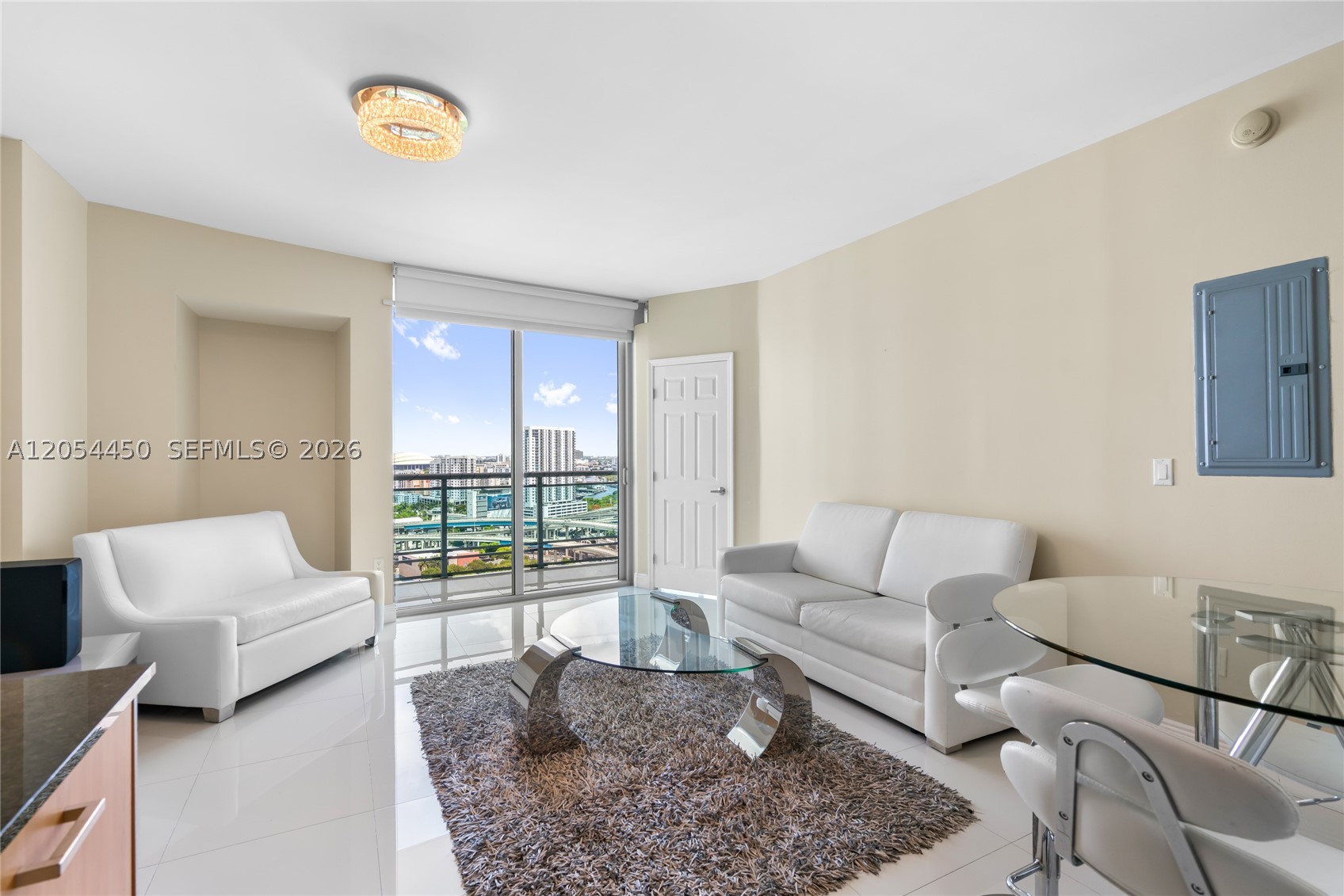 350 S Miami Ave #2515, Miami FL 33130