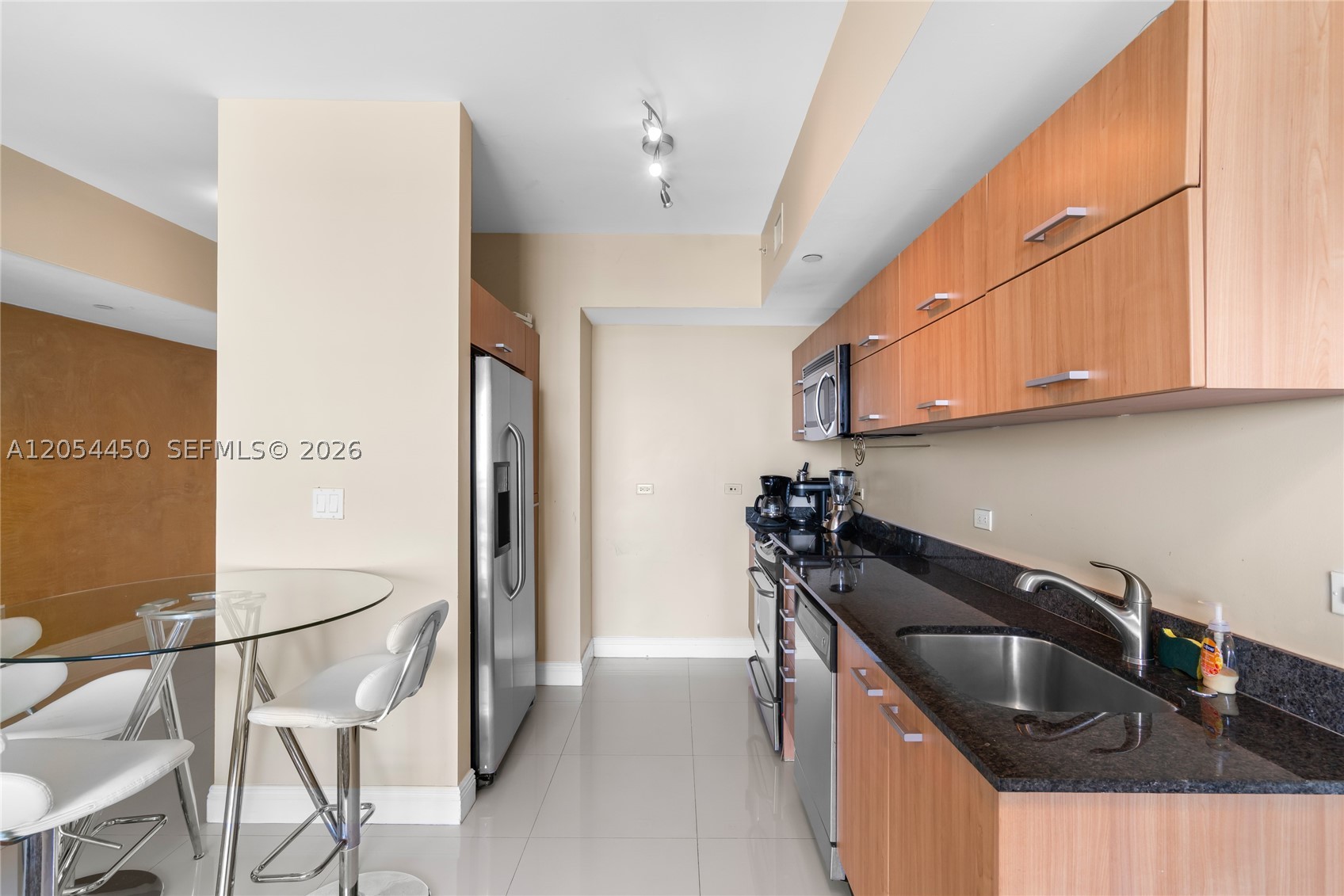 350 S Miami Ave #2515, Miami FL 33130