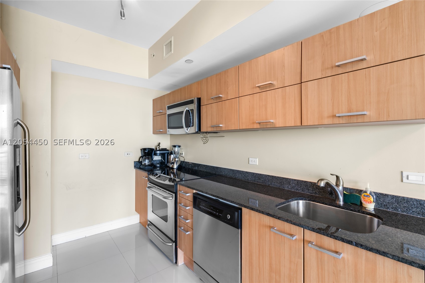 350 S Miami Ave #2515, Miami FL 33130