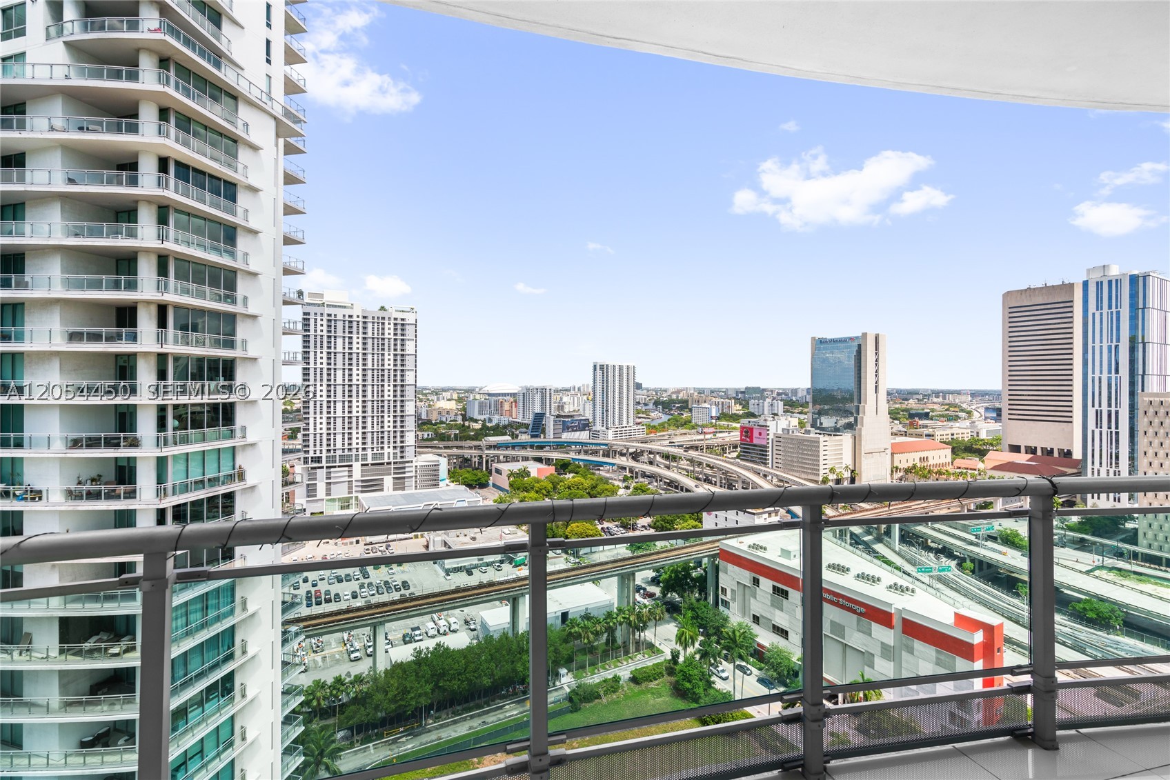 350 S Miami Ave #2515, Miami FL 33130