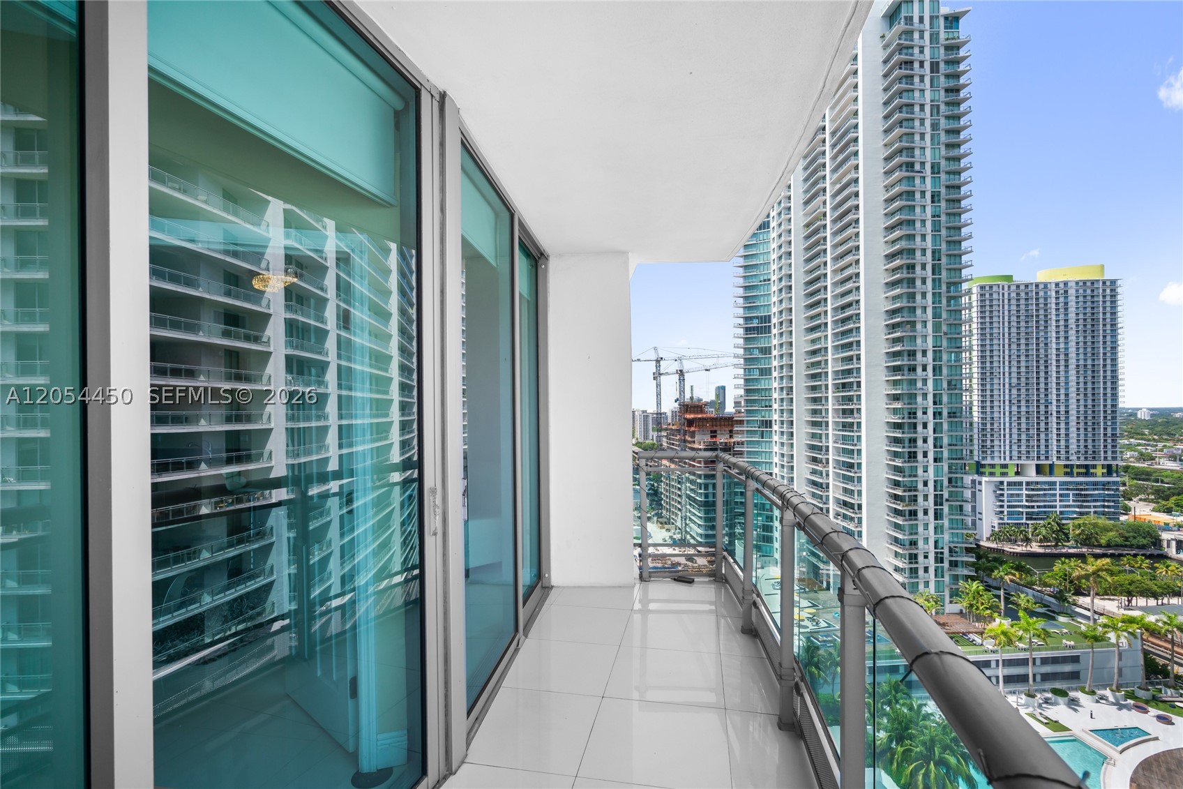 350 S Miami Ave #2515, Miami FL 33130