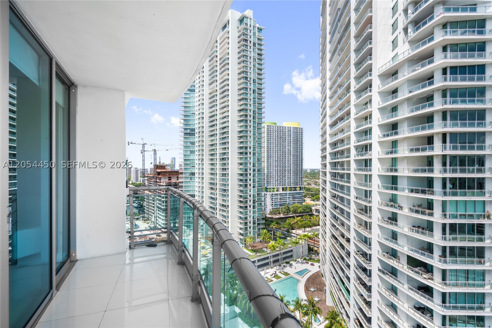 350 S Miami Ave #2515, Miami FL 33130