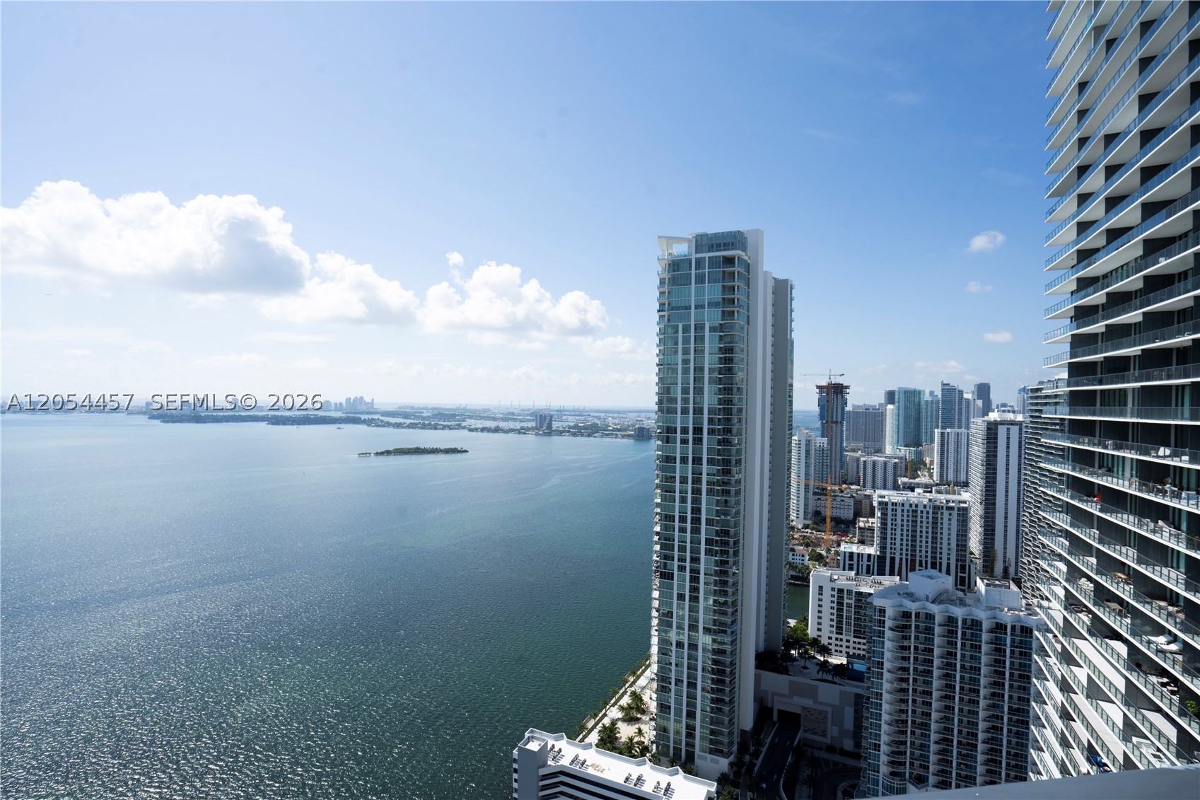650 NE 32nd St #4104, Miami FL 33137