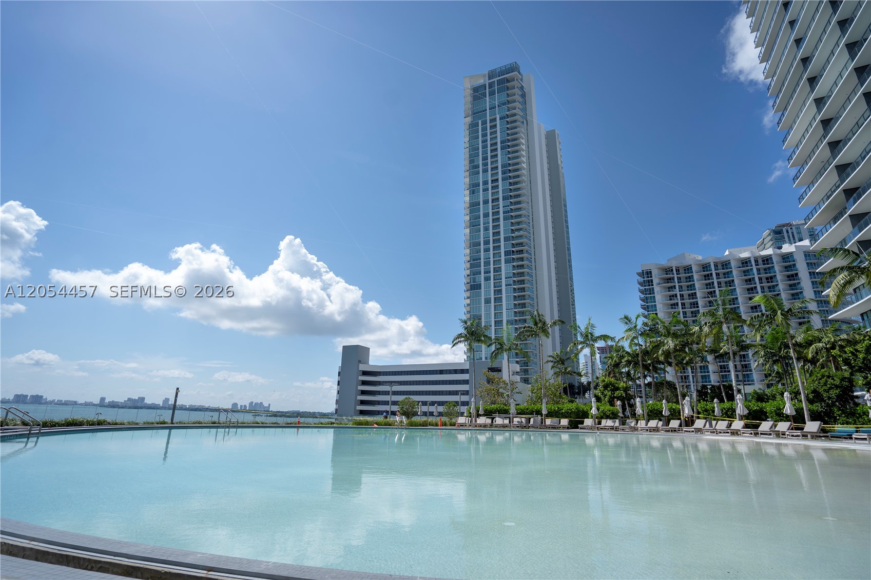 650 NE 32nd St #4104, Miami FL 33137