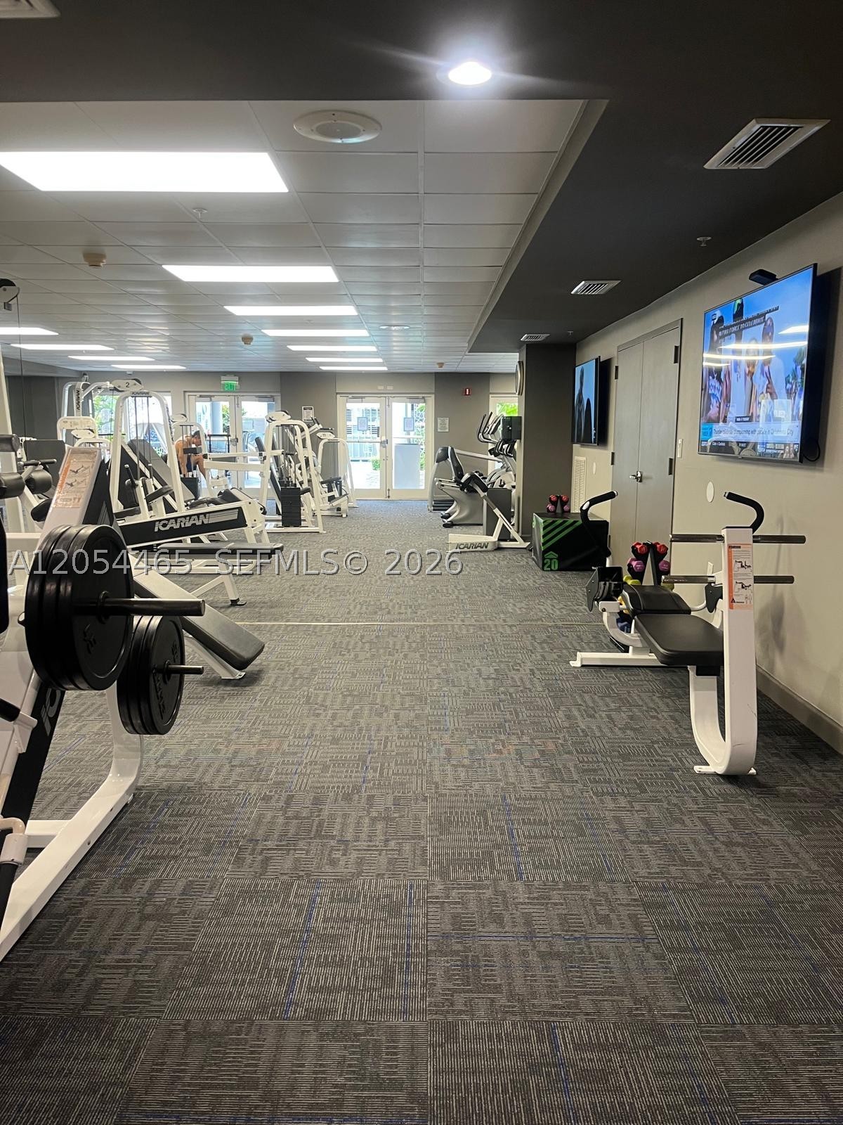 185 SE 14 TER #2012, Miami FL 33131