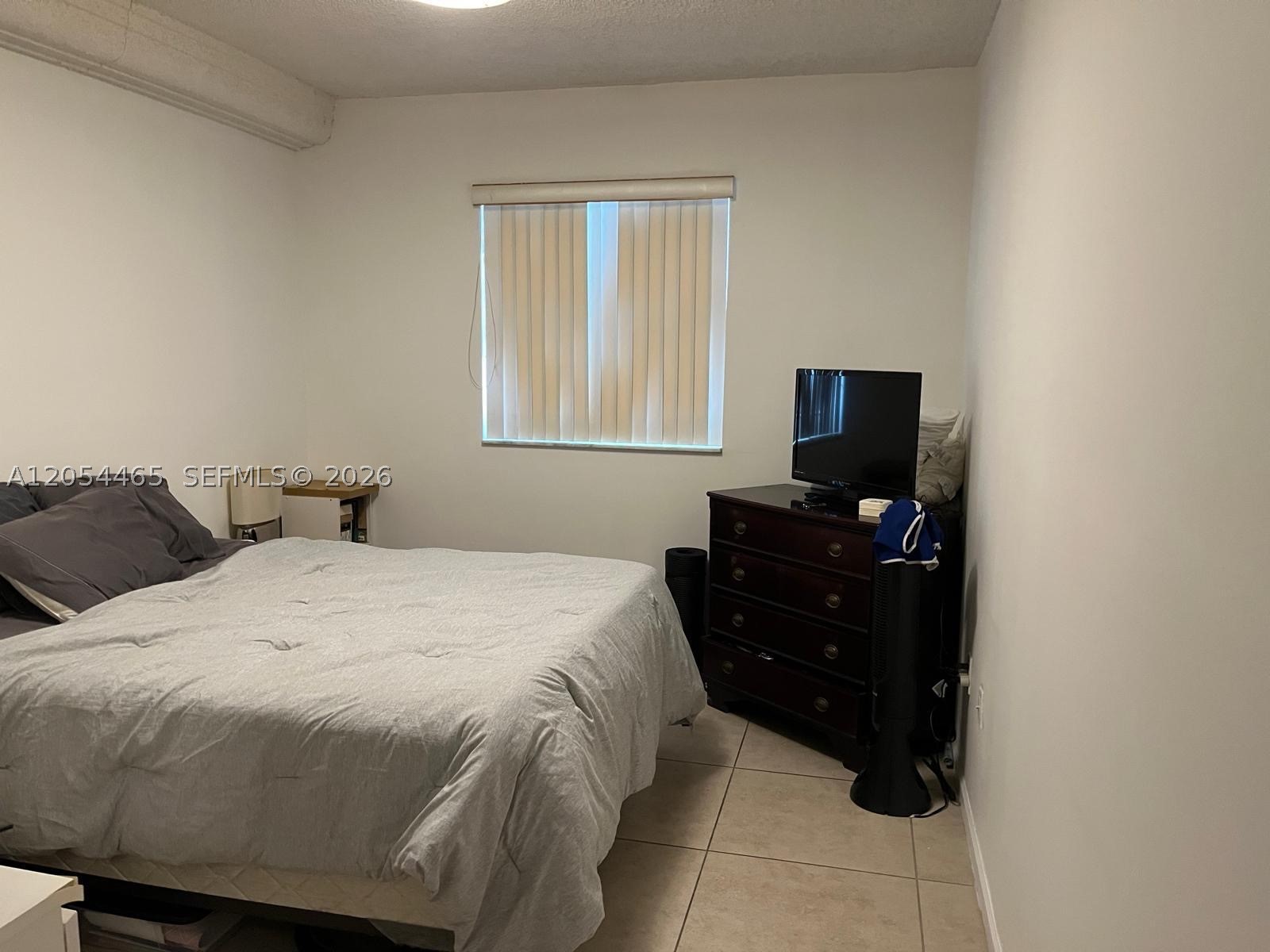 185 SE 14 TER #2012, Miami FL 33131