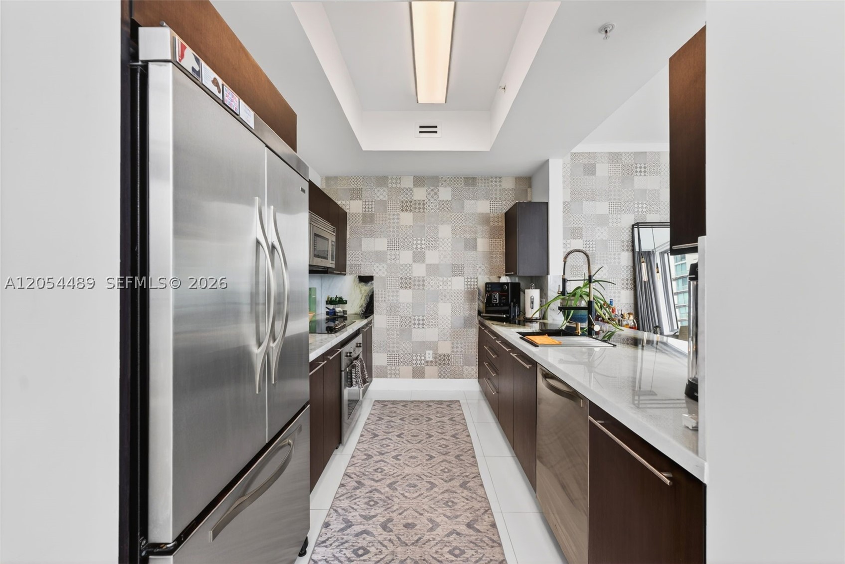 90 SW 3rd St #PH-12, Miami FL 33130