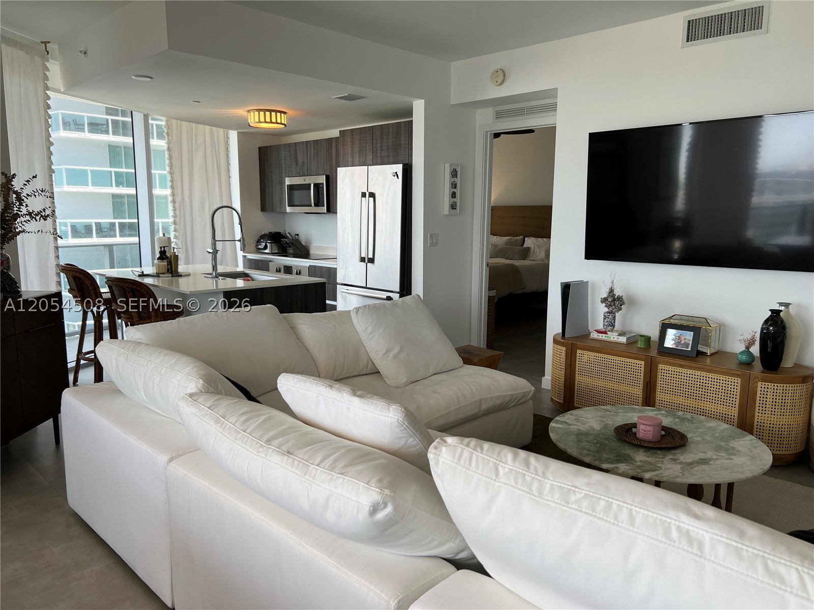 488 NE 18th St #2301, Miami FL 33132